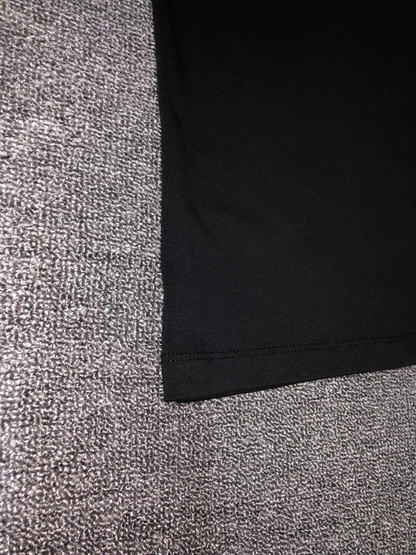 ブランドTシャツ角部分ディテール